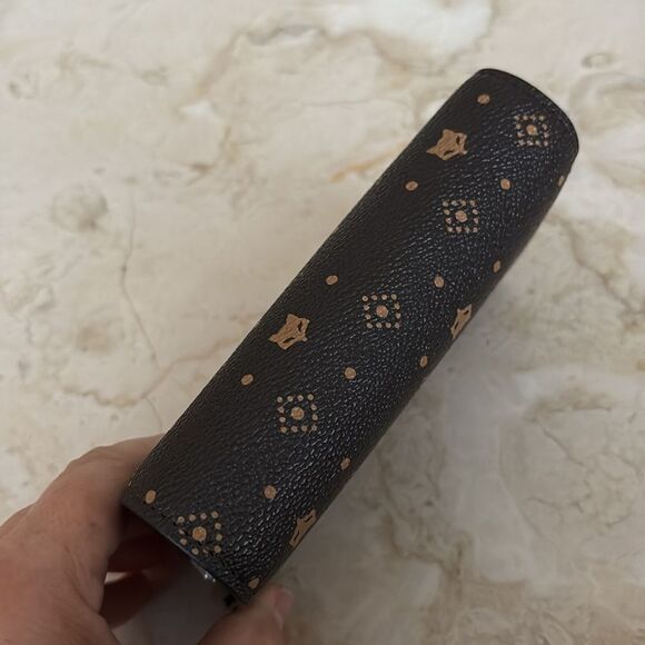 NEW! Foxer Amy Women PVC Material Fox Print Wallet - Picture 3 of 12